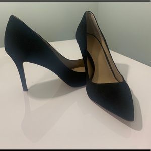 Ann Taylor Mika Suede Pumps